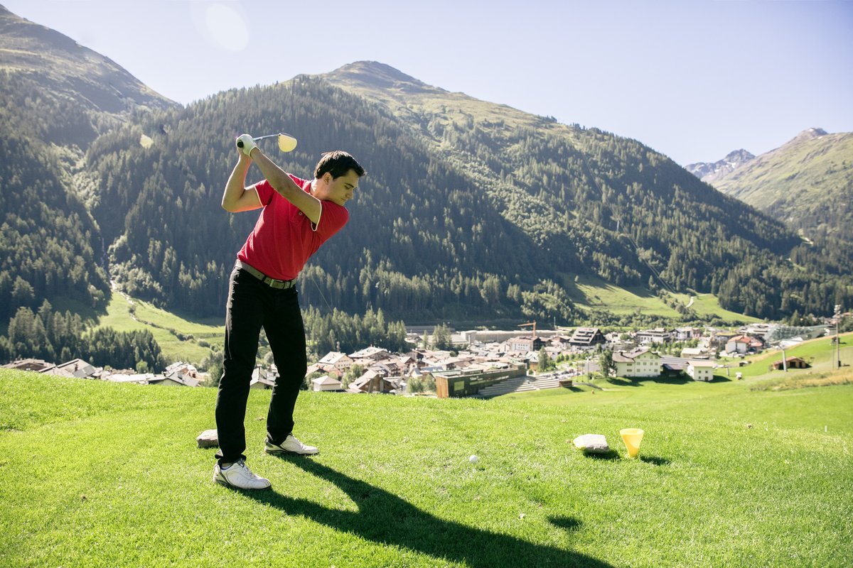 Golf© TVB St. Anton am Arlberg_Christoph Schöch.jpg